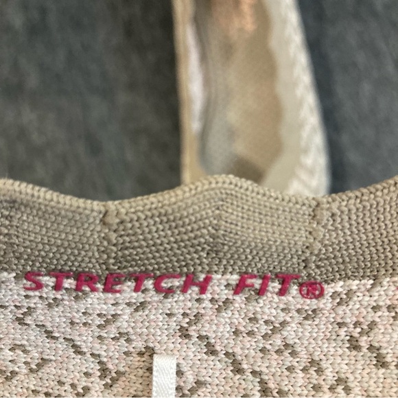 SKECHERS Sz 9.5 Cleo 2.0 Memory Foam Insole Scallop Top Almond Toe Ballet Flats - Picture 7 of 11